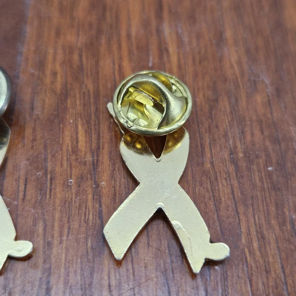 Pink Ribbon Breast Cancer‎ Awareness Golf Club Lapel Pin Gold Tone Set Of 3